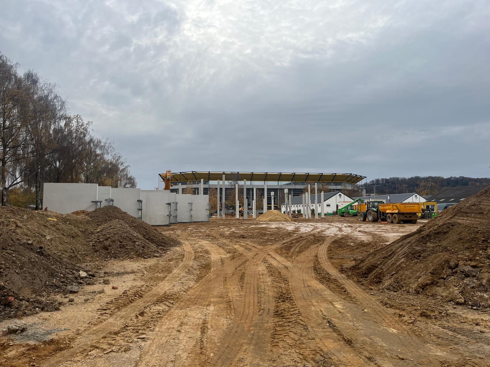 OKSTEIN Hochbau realisiert Rohbauarbeiten für Reitstallanlage in Aachen